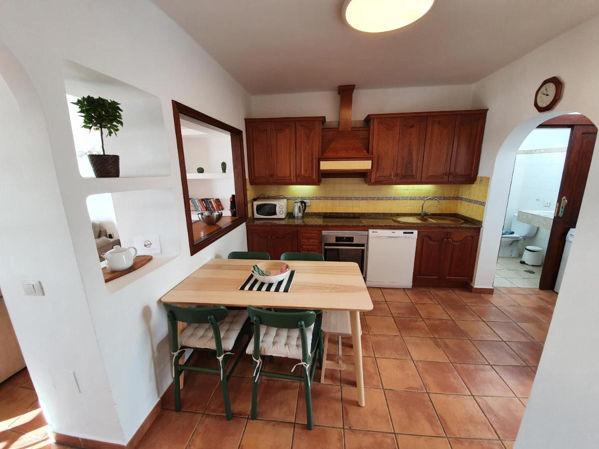 2 Bedroom Villa 'The Bungalow' With Private Heated Pool. Puerto del Carmen  Kültér fotó