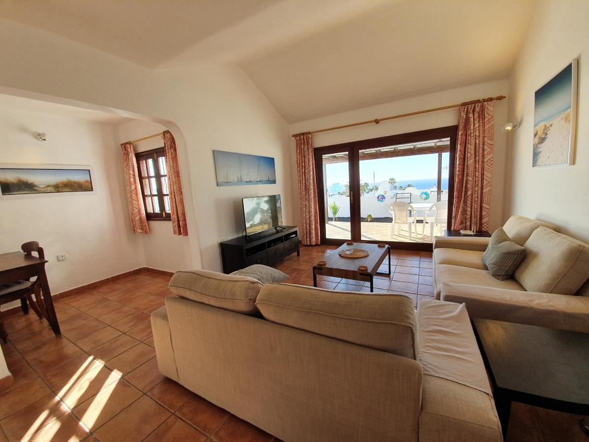 2 Bedroom Villa 'The Bungalow' With Private Heated Pool. Puerto del Carmen  Kültér fotó